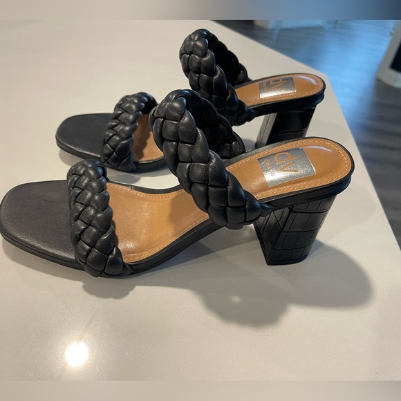 DV by Dolce Vita Size 8 Black Block Heels with Braided Straps - Picture 5 of 7